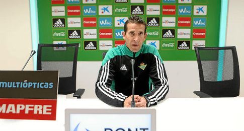 El entrenador del Betis, en sala de prensa. El entrenador del Betis, en sala de prensa.