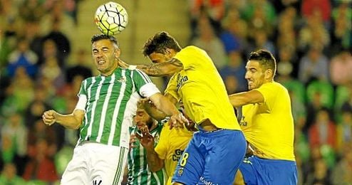 Bruno, en un lance en el partido ante Las Palmas. Bruno, en un lance en el partido ante Las Palmas.