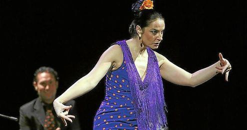 Pilar Astola, durante su espectáculo ´Crónicas de urgencia´. Pilar Astola, durante su espectáculo ´Crónicas de urgencia´.