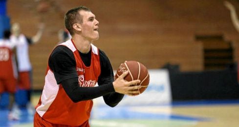 Radicevic ha superado el calvario de su lesión. Radicevic ha superado el calvario de su lesión.