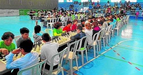 Participan niños de Sierra Norte, Aljarafe, Campiña, Sierra Sur y Sevilla. Participan niños de Sierra Norte, Aljarafe, Campiña, Sierra Sur y Sevilla.