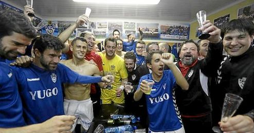 El Socuéllamos celebra su clasificación para los ´play off´ de Segunda El Socuéllamos celebra su clasificación para los ´play off´ de Segunda