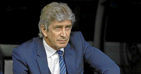 Pellegrini, en las semifinales de Champions ante el Real Madrid. Pellegrini, en las semifinales de Champions ante el Real Madrid.