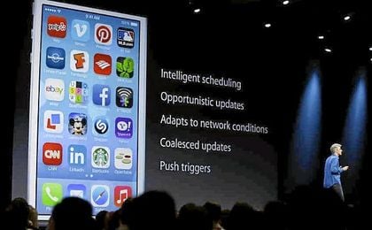 Una de las presentaciones de iOS. Una de las presentaciones de iOS.