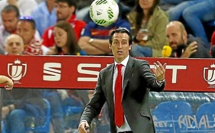 Unai Emery, en la banda del Sánchez-Pizjuán. Unai Emery, en la banda del Sánchez-Pizjuán.