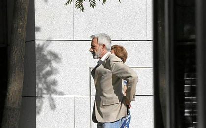 Imanol Arias tras su declaración en la Audiencia Provincial. Imanol Arias tras su declaración en la Audiencia Provincial.