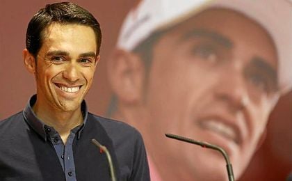 Contador, en un acto. Contador, en un acto.