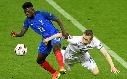 Umtiti debutó con Francia. Umtiti debutó con Francia.