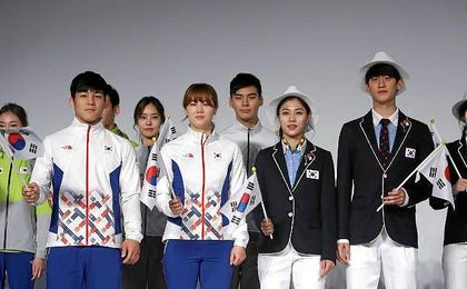 La marca deportiva surcoreana Kolon Fashion Material equipará a golfistas y arqueros. La marca deportiva surcoreana Kolon Fashion Material equipará a golfistas y arqueros.