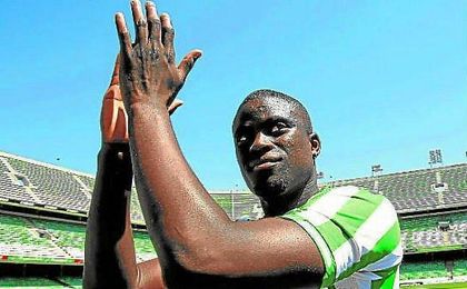 "Quiero decir gracias al Real Betis Balompié", ha dicho N´Diaye en Instagram. "Quiero decir gracias al Real Betis Balompié", ha dicho N´Diaye en Instagram.