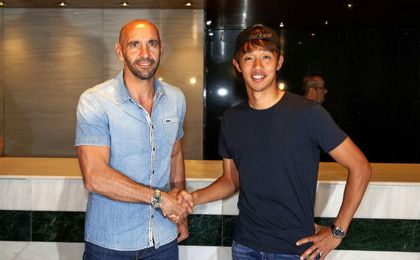 Monchi fichó a Kiyotake antes de la llegada de Sampaoli. Monchi fichó a Kiyotake antes de la llegada de Sampaoli.