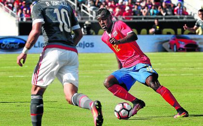 El otrora heliopolitano Joel Campbell, durante el encuentro de la última Copa América Centenario entre Costa Rica, su selección, y Paraguay, la de Tonny Sanabria. El otrora heliopolitano Joel Campbell, durante el encuentro de la última Copa América Centenario entre Costa Rica, su selección, y Paraguay, la de Tonny Sanabria.