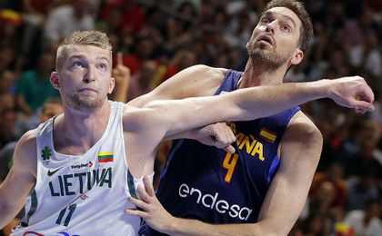 Pau Gasol no pudo evitar la derrota de España. Pau Gasol no pudo evitar la derrota de España.