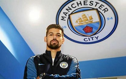 Nolito, contento por la decisión tomada de marcharse al conjunto inglés. Nolito, contento por la decisión tomada de marcharse al conjunto inglés.