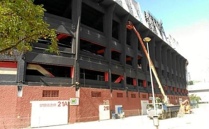 Así se encuentra el Ramón Sánchez Pizjuán en estos momentos. Así se encuentra el Ramón Sánchez Pizjuán en estos momentos.