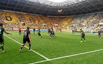 El Stadion Dresden, sede del partido. El Stadion Dresden, sede del partido.