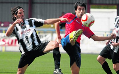 Mairena y Los Palacios volverán a verse las caras este año, lo que no hacían en partido oficial desde la 10/11, en Tercera Mairena y Los Palacios volverán a verse las caras este año, lo que no hacían en partido oficial desde la 10/11, en Tercera