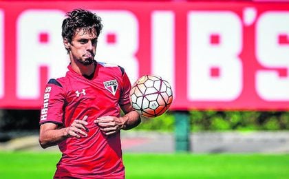 A Rodrigo Caio le encantaría militar en Nervión. A Rodrigo Caio le encantaría militar en Nervión.