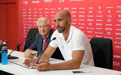 Monchi: "Los veranos no son fáciles y este es especialmente difícil". Monchi: "Los veranos no son fáciles y este es especialmente difícil".
