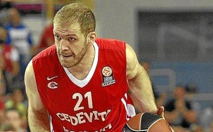 Luka Zoric, con el Cedevita Zagreb. Luka Zoric, con el Cedevita Zagreb.
