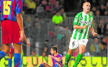 En la imagen, Dani celebra uno de los dos goles que dieron el triunfo al Betis en aquel duelo. En la imagen, Dani celebra uno de los dos goles que dieron el triunfo al Betis en aquel duelo.