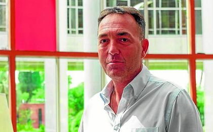 Óscar Garvín, presidente de la CCT, posa para ESTADIO en su reciente visita a Sevilla. Óscar Garvín, presidente de la CCT, posa para ESTADIO en su reciente visita a Sevilla.