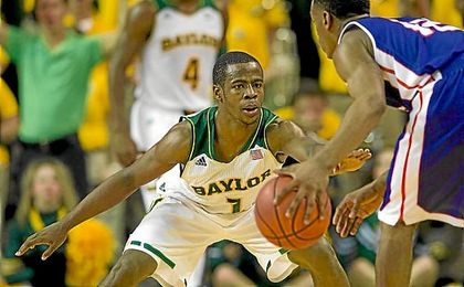 El Betis Energía Plus cierra la contratación del base Kenny Chery. El Betis Energía Plus cierra la contratación del base Kenny Chery.