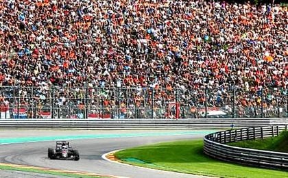 Alonso cuajó una gran carrera en Bélgica. Alonso cuajó una gran carrera en Bélgica.