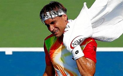El rival de Ferrer, Alexandr Dolgopolov, se retiró cuando el marcador señalaba un parcial de 6-5. El rival de Ferrer, Alexandr Dolgopolov, se retiró cuando el marcador señalaba un parcial de 6-5.