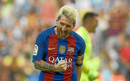 Messi celebra un gol con el Barcelona. Messi celebra un gol con el Barcelona.
