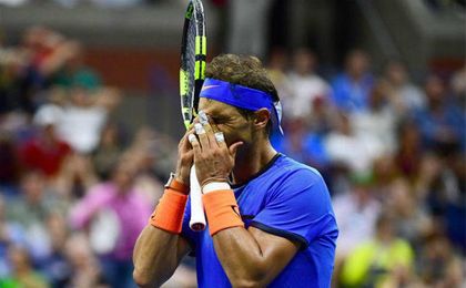 Nadal se lamenta tras fallar un punto. Nadal se lamenta tras fallar un punto.
