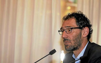 Garbajosa atiende a los medios de comunicación. Garbajosa atiende a los medios de comunicación.