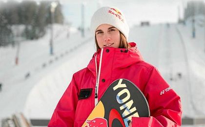 Castellet no solamente se centrará en la modalidad de ´half-pipe´ sino que derivará de nuevo hacia la disciplina de ´Big Air´. Castellet no solamente se centrará en la modalidad de ´half-pipe´ sino que derivará de nuevo hacia la disciplina de ´Big Air´.