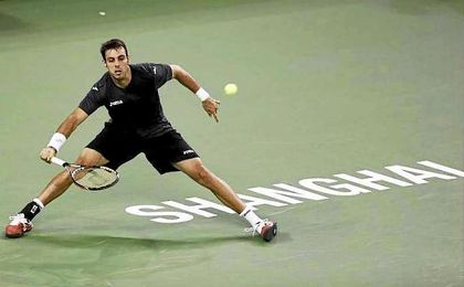Marcel Granollers eliminó a Sugita en dos sets: 7-5 y 7-6(2). Marcel Granollers eliminó a Sugita en dos sets: 7-5 y 7-6(2).
