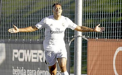 Mariano Díaz es uno de los delanteros más codiciados. Mariano Díaz es uno de los delanteros más codiciados.