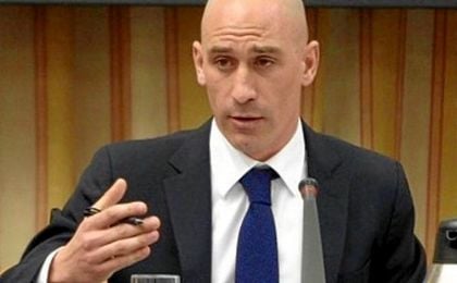 Luis Rubiales, presidente de la AFE: "Sería muy positivo porque permitiría a los futbolistas ampliar un poco sus descanso". Luis Rubiales, presidente de la AFE: "Sería muy positivo porque permitiría a los futbolistas ampliar un poco sus descanso".