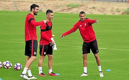 Kolo regresa a la lista, de la que se cae Kranevitter. Kolo regresa a la lista, de la que se cae Kranevitter.
