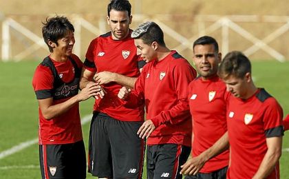 El francés Samir Nasri no ha querido perderse la cita ante los culés. El francés Samir Nasri no ha querido perderse la cita ante los culés.