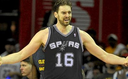 Gasol disputa su decimosexta temporada como profesional de la NBA. Gasol disputa su decimosexta temporada como profesional de la NBA.