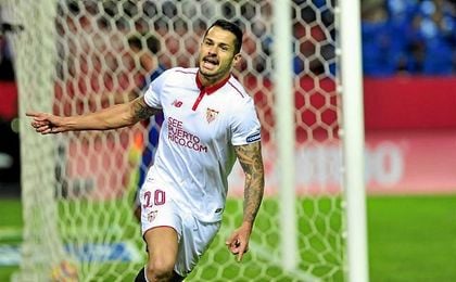 Vitolo celebra su gol al Barcelona. Vitolo celebra su gol al Barcelona.