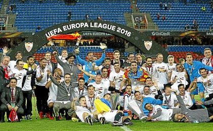 La conquista de la Quinta podría llevar al Sevilla a ser coronado en Dubai el 27 de diciembre. La conquista de la Quinta podría llevar al Sevilla a ser coronado en Dubai el 27 de diciembre.