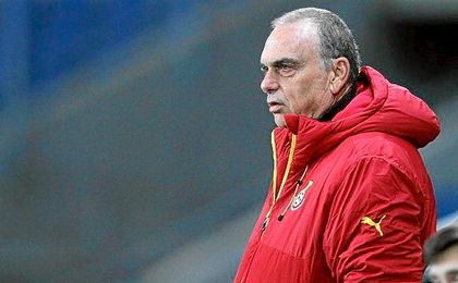 Avram Grant deja de ser seleccionador de Ghana. Avram Grant deja de ser seleccionador de Ghana.