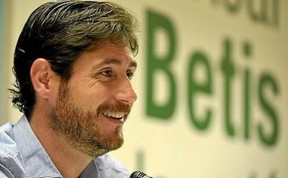Víctor, sobre el Valencia: "Nos enfrentamos a un equipo con un rendimiento irregular" Víctor, sobre el Valencia: "Nos enfrentamos a un equipo con un rendimiento irregular"