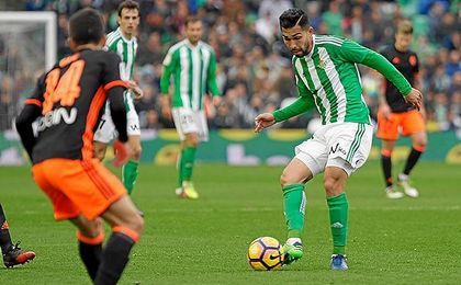 Petros, en un lance del partido ante el Valencia. Petros, en un lance del partido ante el Valencia.