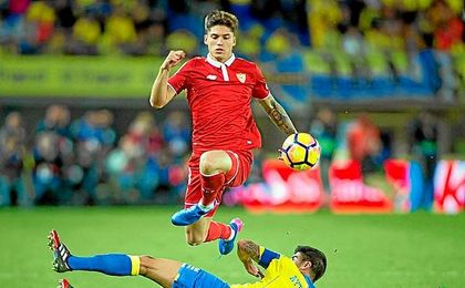 Correa, en un lance del partido ante Las Palmas. Correa, en un lance del partido ante Las Palmas.