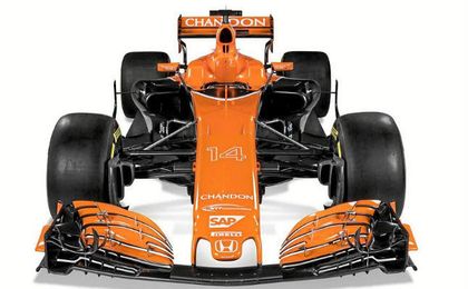 Así luce el nuevo monoplaza de Alonso, el MCL32. Así luce el nuevo monoplaza de Alonso, el MCL32.
