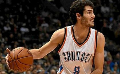 Abrines contempla los 58 puntos sin premio de Russell Westbrook Abrines contempla los 58 puntos sin premio de Russell Westbrook