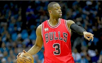 Los Bulls pierden por fractura a Wade por el resto de la temporada Los Bulls pierden por fractura a Wade por el resto de la temporada
