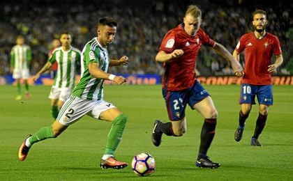 Rafa Navarro, gol y asistencia, protagonista del duelo. Rafa Navarro, gol y asistencia, protagonista del duelo.