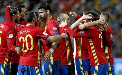 España no tuvo problemas para doblegar a Israel. España no tuvo problemas para doblegar a Israel.